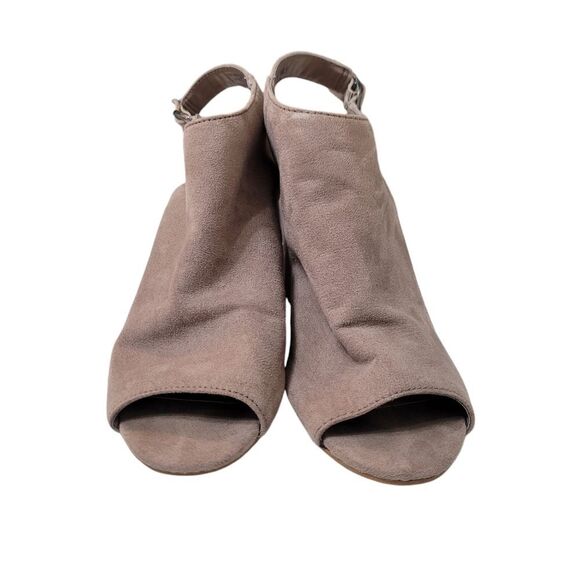 Versatile Taupe Women's Blkck Heel Peep-Toe Shoes - Picture 1 of 7